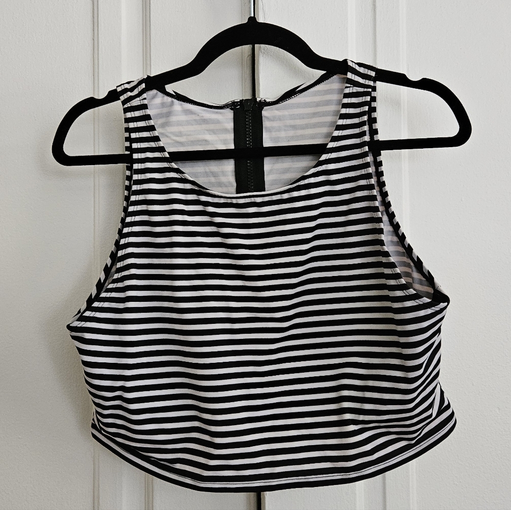 Beach Betty swim crop top
